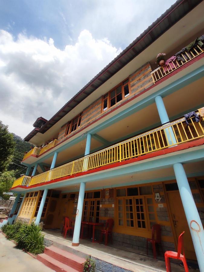 Woods Inn Mountain View Manali מראה חיצוני תמונה