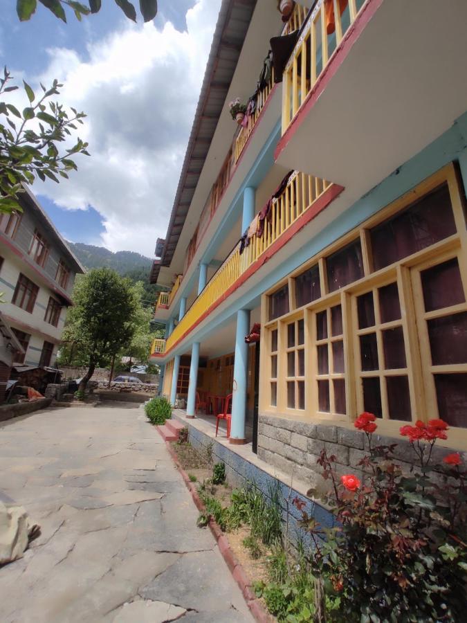 Woods Inn Mountain View Manali מראה חיצוני תמונה