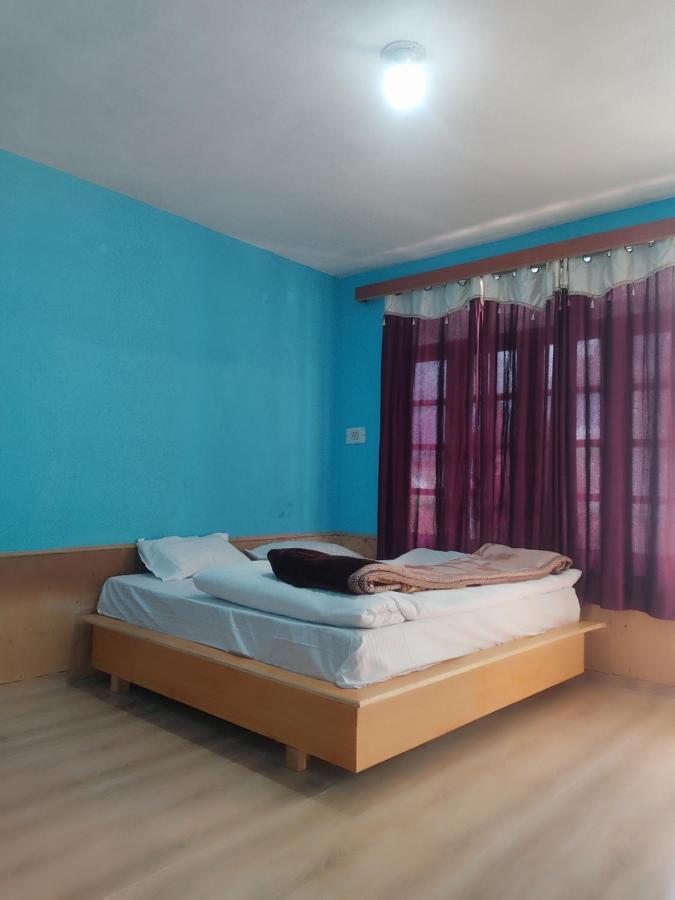 Woods Inn Mountain View Manali מראה חיצוני תמונה