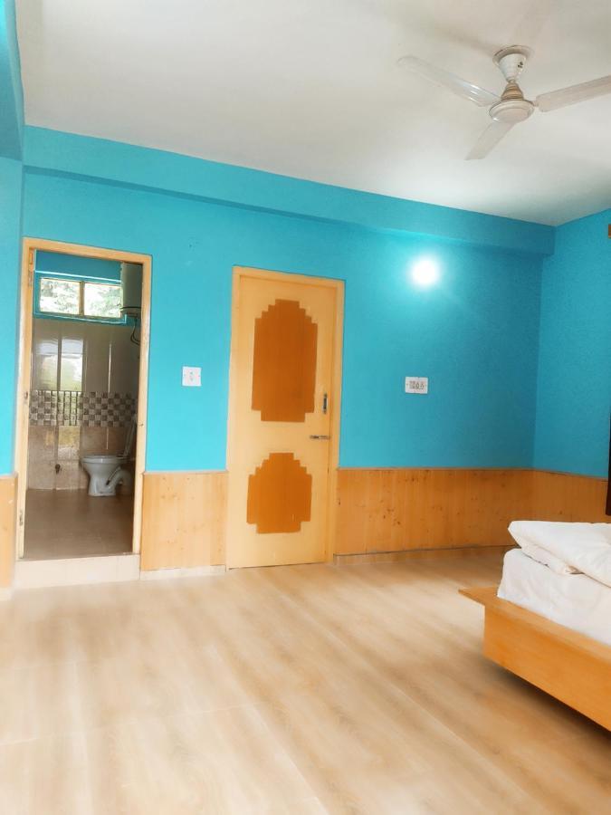 Woods Inn Mountain View Manali מראה חיצוני תמונה