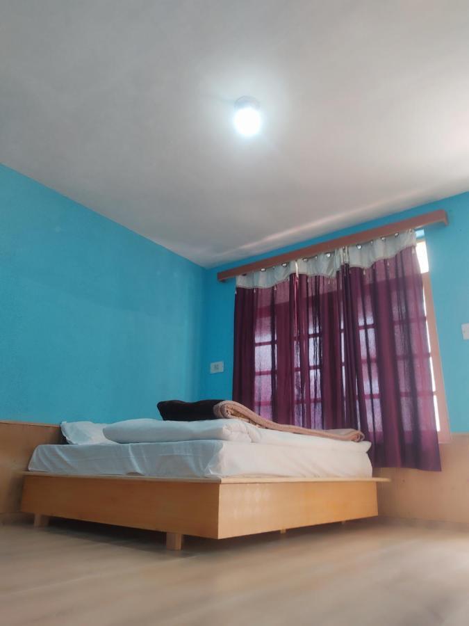 Woods Inn Mountain View Manali מראה חיצוני תמונה