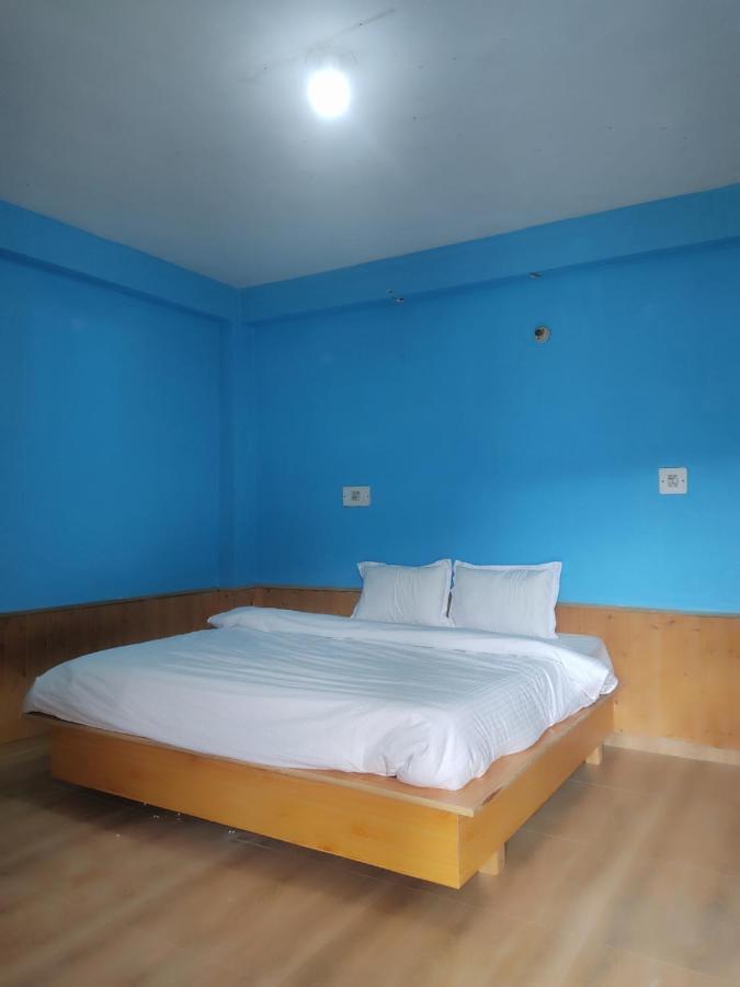 Woods Inn Mountain View Manali מראה חיצוני תמונה