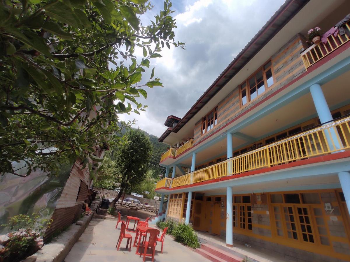 Woods Inn Mountain View Manali מראה חיצוני תמונה