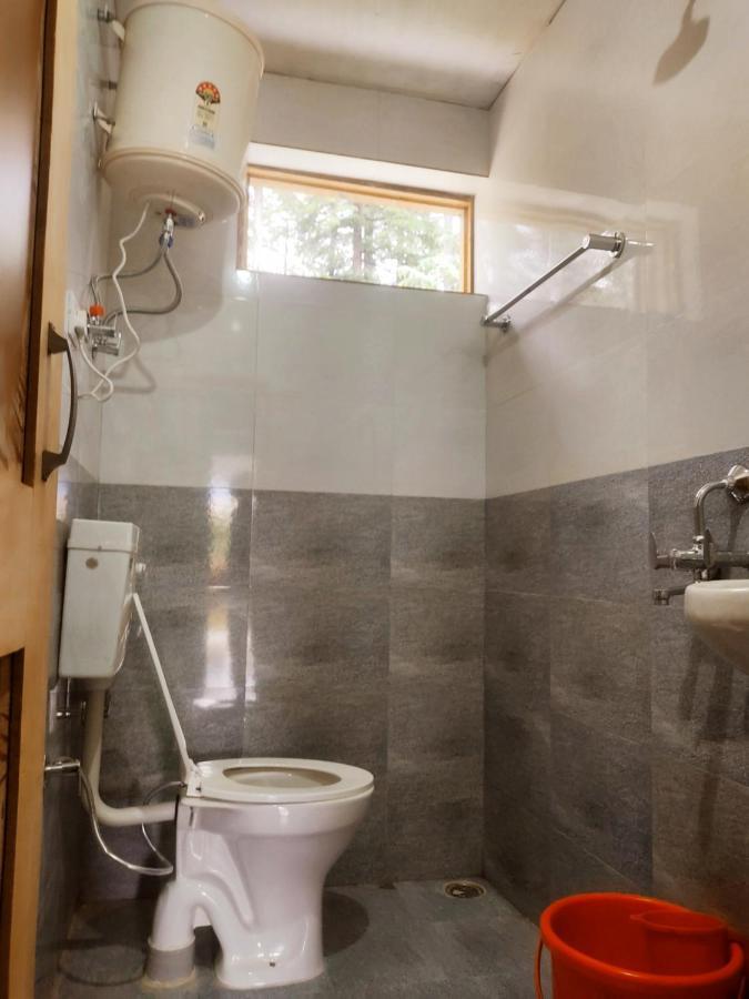 Woods Inn Mountain View Manali מראה חיצוני תמונה