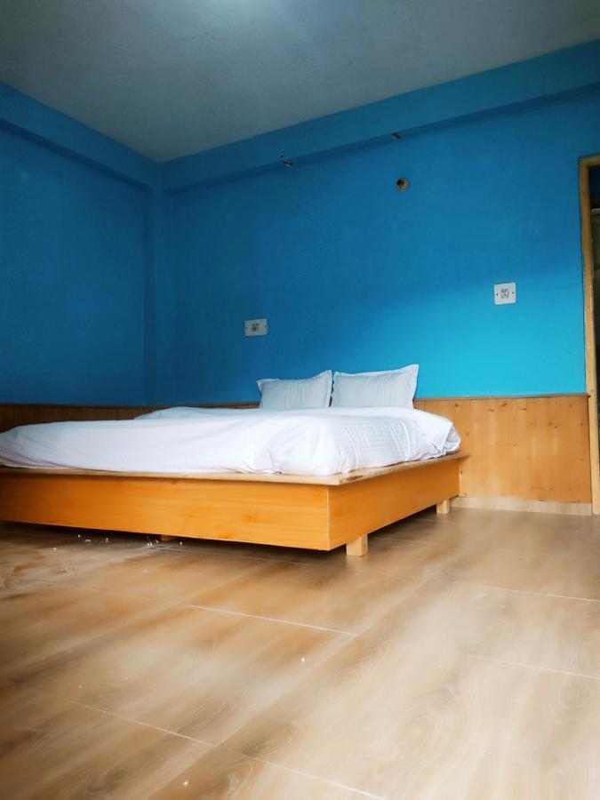 Woods Inn Mountain View Manali מראה חיצוני תמונה